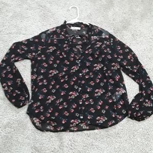 Hollister. Button down blouse